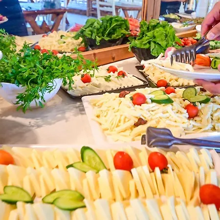 Manzara Non Alcoholic Family Hotell 3*