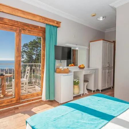 Manzara Non Alcoholic Family