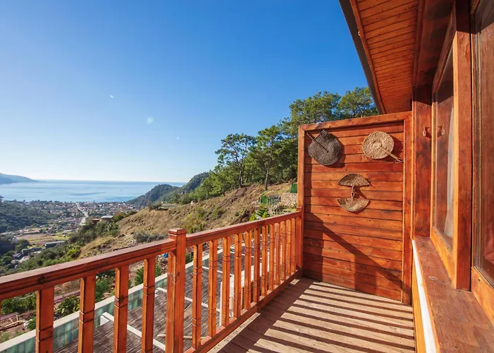 Manzara Non Alcoholic Family Hotell 3*