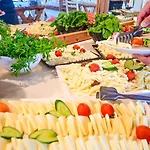 Manzara Non Alcoholic Family Hotel 3*