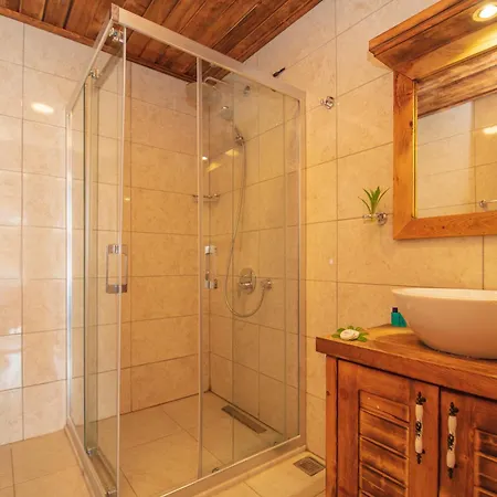 Manzara Non Alcoholic Family Hotel