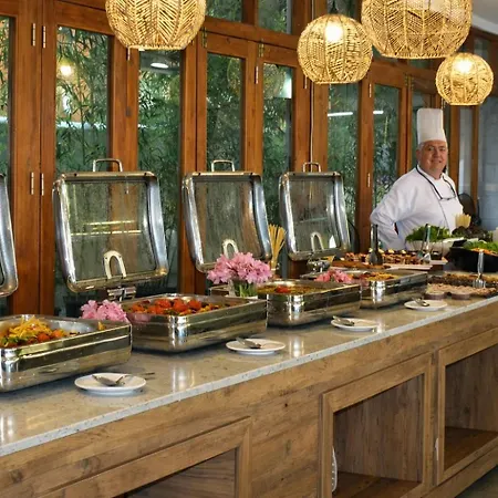 Manzara Non Alcoholic Family Hotel 3*