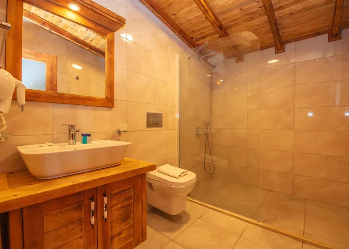 Manzara Non Alcoholic Family