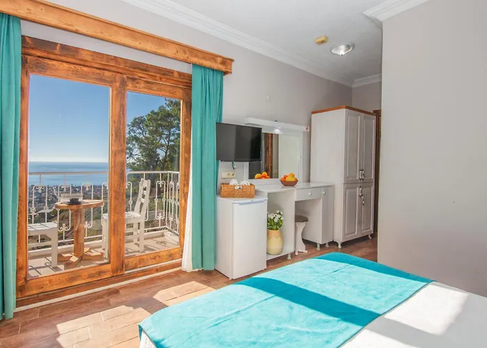 Manzara Non Alcoholic Family