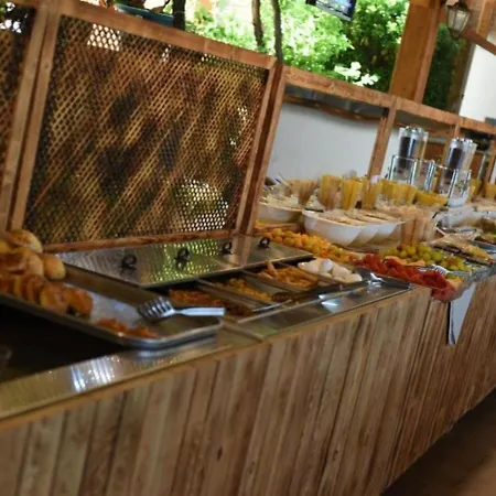 Manzara Non Alcoholic Family