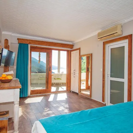 Manzara Non Alcoholic Family