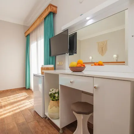 Manzara Non Alcoholic Family